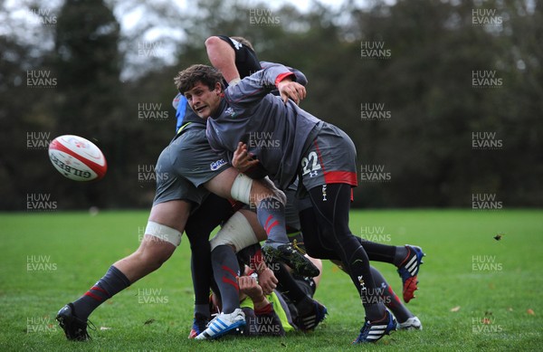 071113 - Wales Rugby Training -Lloyd Williams during training