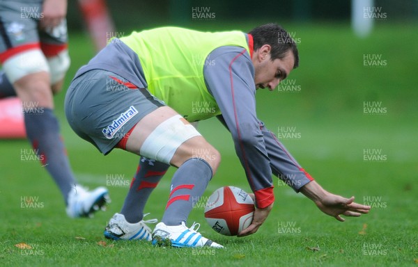 071113 - Wales Rugby Training -Sam Warburton during training