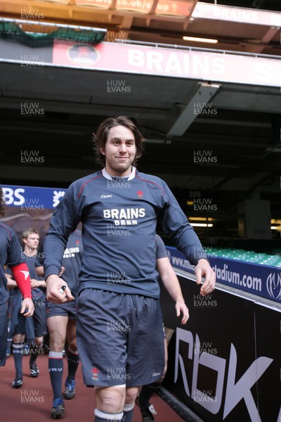 08.02.08 Wales rugby training,Millennium Stadium... Wales captain Ryan Jones arrives for training. 
