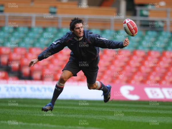 08.02.08 Wales rugby training,Millennium Stadium... Wales James Hook in training. 