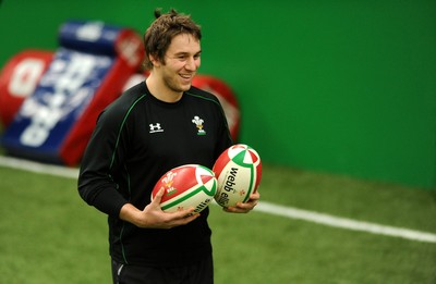 08.02.10 - Wales Rugby Training - Ryan Jones during training. 