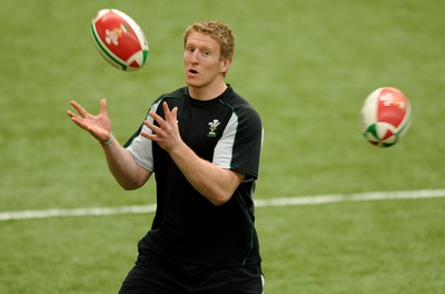 08.02.10 - Wales Rugby Training - Bradley Davies during training. 