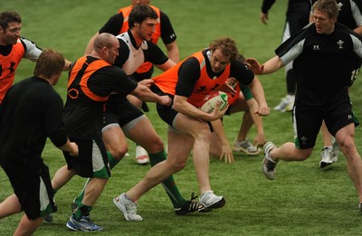 08.02.10 - Wales Rugby Training - Alun Wyn Jones during training. 