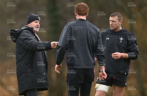 080218 - Wales Rugby Training - Warren Gatland during training