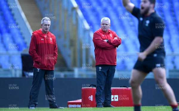 080219 - Wales Rugby Training - Rob Howley and Warren Gatland during training