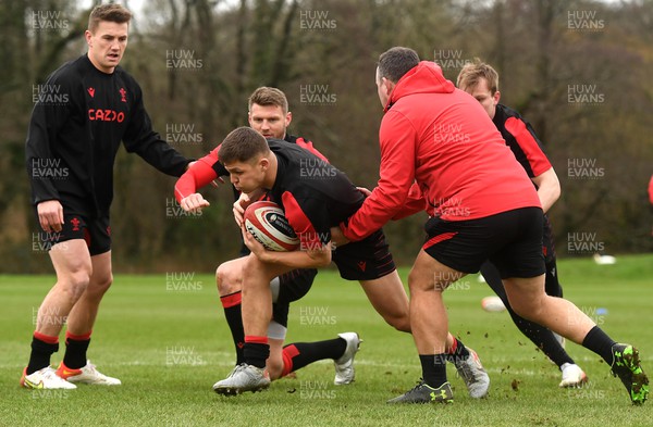 080222 - Wales Rugby Training - Callum Sheedy during training