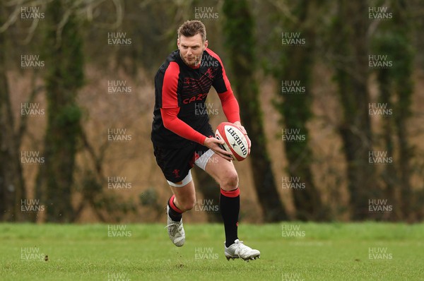080222 - Wales Rugby Training - Dan Biggar during training