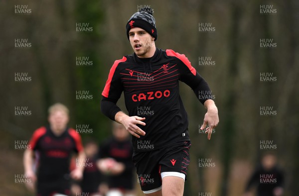 080222 - Wales Rugby Training - Kieran Hardy during training