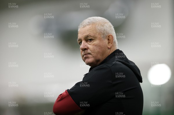 080224 - Wales Rugby Training in the week leading up to their 6 Nations games against England - Warren Gatland, Head Coach during training