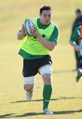 08.03.10 - Wales Rugby Training - Gareth Delve in action during training. 