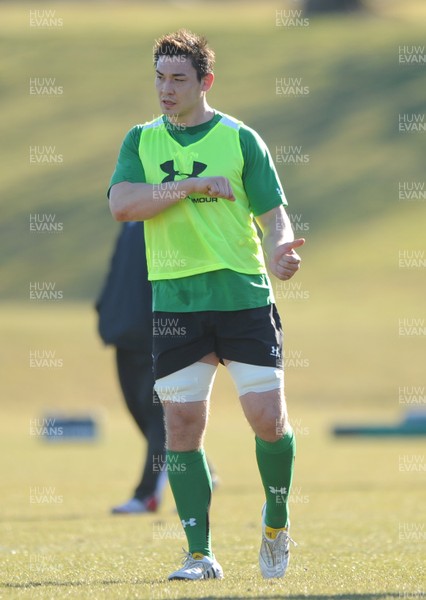 08.03.10 - Wales Rugby Training - Gareth Delve in action during training. 