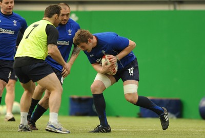 08.03.11 - Wales Rugby Training - Dan Lydiate during training. 