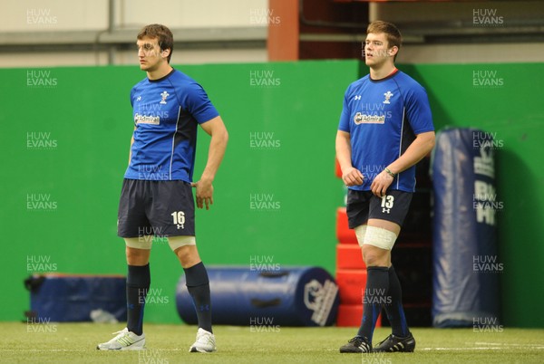 08.03.11 - Wales Rugby Training - Sam Warburton and Dan Lydiate during training. 