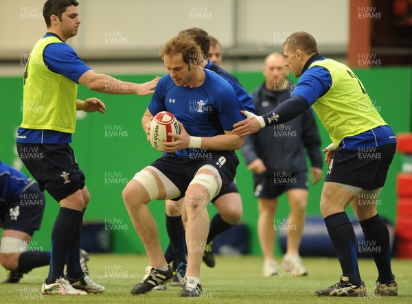 08.03.11 - Wales Rugby Training - Alun Wyn Jones during training. 