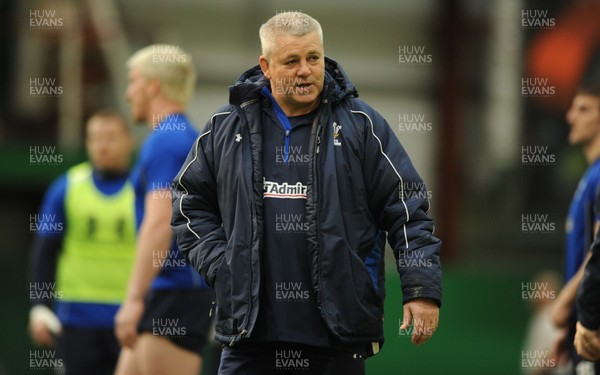 08.03.11 - Wales Rugby Training - Wales head coach Warren Gatland during training. 
