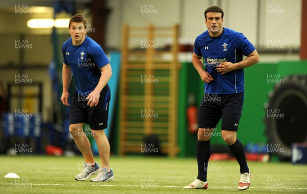 08.03.11 - Wales Rugby Training - Jonathan Davies and Jamie Roberts during training. 