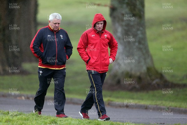 080316 - Wales Rugby Training - Coach Warren Gatland and Rob Howley arrive at training