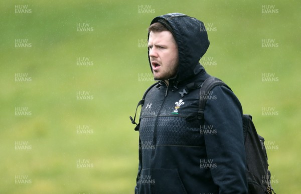 080316 - Wales Rugby Training - Rob Evans arrives at training