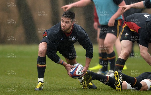 080316 - Wales Rugby Training -Rhys Webb during training