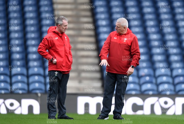 080319 - Wales Rugby Training - Rob Howley and Warren Gatland during training