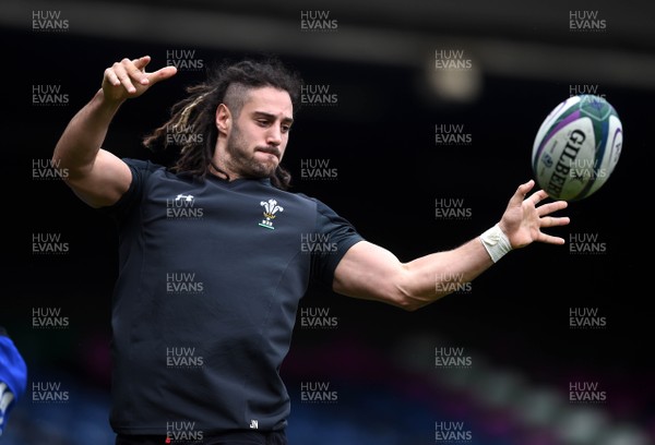 080319 - Wales Rugby Training - Josh Navidi during training