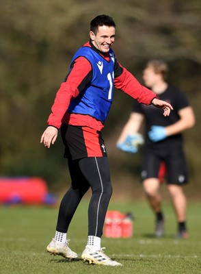 080321 - Wales Rugby Training - Owen Watkin during training