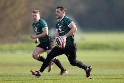 080324 - Wales Rugby Training ahead of their 6 Nations game against France - Tomos Williams during training