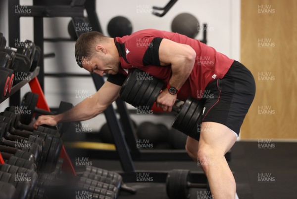 080324 - Wales Rugby Gym Session before their 6 Nations game against France - George North during training