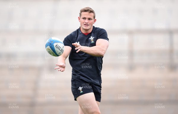 080618 - Wales Rugby Training - Hallam Amos during training