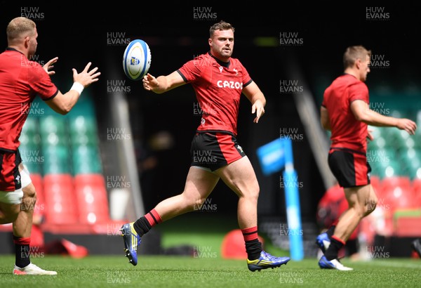 080721 - Wales Rugby Training - Owen Lane during training