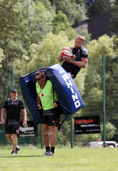 080723 - Wales Rugby World Cup Training camp in Fiesch, Switzerland - Dan Biggar during training