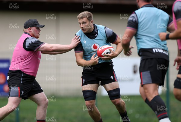 080723 - Wales Rugby World Cup Training camp in Fiesch, Switzerland - Ben Carter during training
