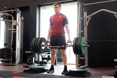 080724 - Wales Rugby Training in the week ahead of their second test against Australia in Melbourne - Nick Tompkins during training