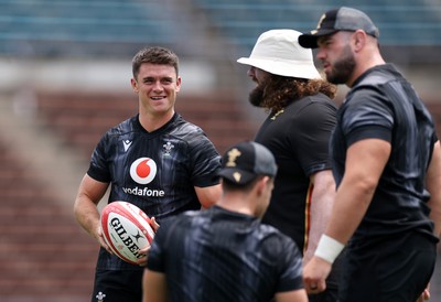 080725 - Wales Rugby Training in the final week of their tour to Japan - Reuben Morgan-Williams during training
