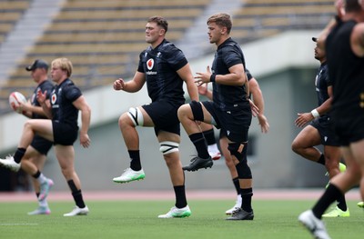 080725 - Wales Rugby Training in the final week of their tour to Japan - Freddie Thomas and Alex Mann during training