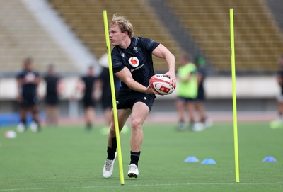 080725 - Wales Rugby Training in the final week of their tour to Japan - Blair Murray during training