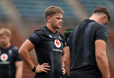 080725 - Wales Rugby Training in the final week of their tour to Japan - Alex Mann during training