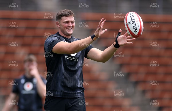 080725 - Wales Rugby Training in the final week of their tour to Japan - Freddie Thomas during training
