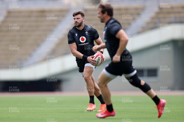 080725 - Wales Rugby Training in the final week of their tour to Japan - Johnny Williams during training