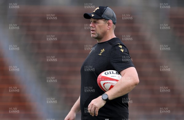 080725 - Wales Rugby Training in the final week of their tour to Japan - T Rhys Thomas, Assistant Forwards Coach during training