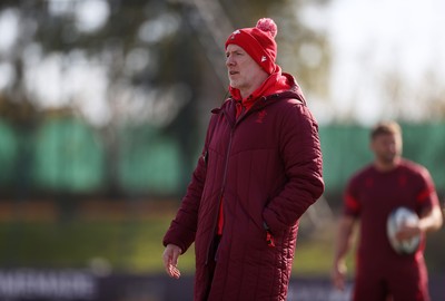 080726 - Wales Rugby train in Argentina for their second game of the Nations Championship - Steve Tandy, Head Coach during training