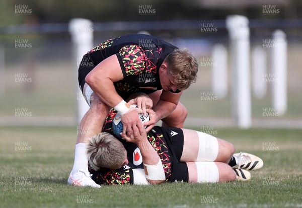 080726 - Wales Rugby train in Argentina for their second game of the Nations Championship - Aaron Wainwright and Jac Morgan during training