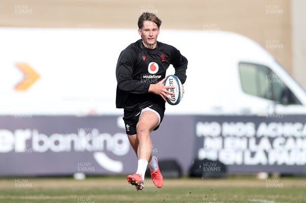080726 - Wales Rugby train in Argentina for their second game of the Nations Championship - Ellis Mee during training