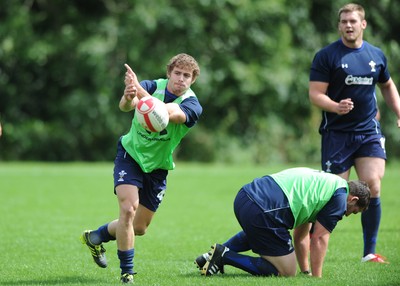 08.08.11 - Wales Rugby Training - Leigh Halfpenny during training. 