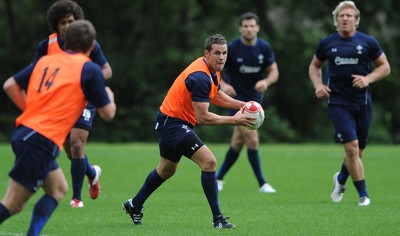 08.08.11 - Wales Rugby Training - Lee Byrne during training. 