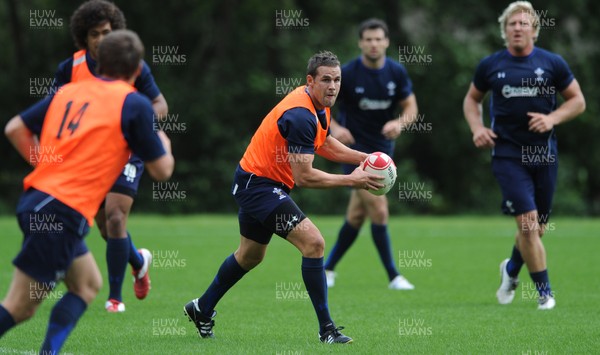 08.08.11 - Wales Rugby Training - Lee Byrne during training. 