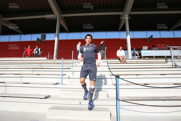 08.09.07 Wales World Cup training... James Hook arrives. 