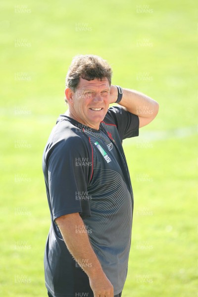 08.09.07 Wales World Cup training... Coach Gareth Jenkins watches over the players.. 