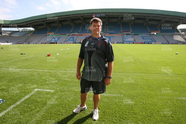 08.09.07 Wales World Cup training... Coach Gareth Jenkins surveys the ground in Nantes. 