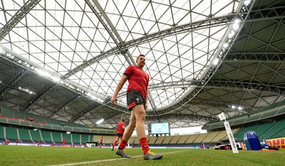 081019 - Wales Rugby Training - James Davies during training